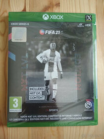 Xbox hra FIFA 21 - 1