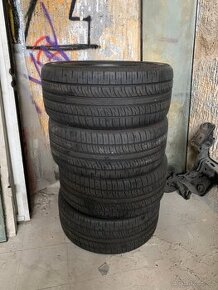 Pirelli 295/40/22 letní pneu sada