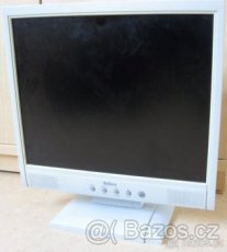 LCD monitory 17" - 1