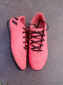 Turfy, kopacky na umelou travu Adidas nemeziz 38 a 2/3