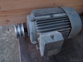 Prodám elektromotor 4kw 2900 ot. 380V