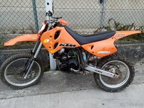 KTM 400