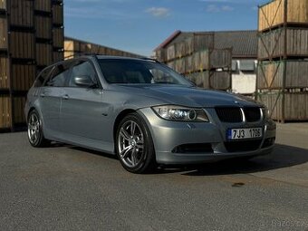 BMW E91 320i