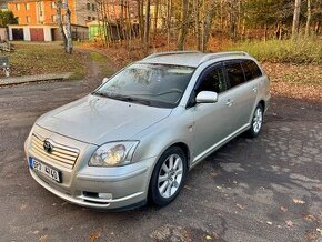 Toyota Avensis t25 2.0d 85kw d4d nová Stk