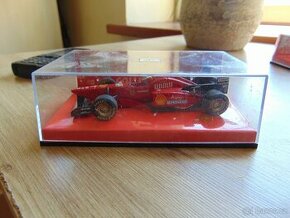 Ferrari 1:43 a - 1