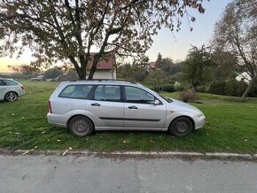 Ford Focus 1.8tddo na ND + kola elektrony  15"