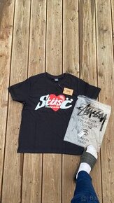 stussy triko