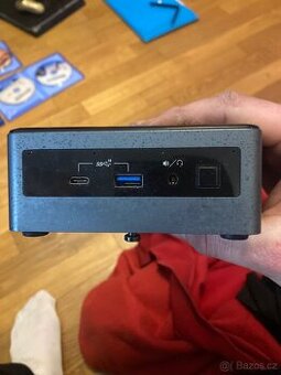 Intel NUC 10 Performace BXNUC10I7FNHN2