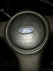 Koupím středovou krytku volantu Ford - 1