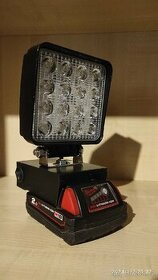 LED světlo pro baterie Milwaukee M18, nebo Parkside X20V - 1