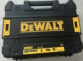 DeWALT vrtaci šroubovák aku DCD777D2 21,5Ah