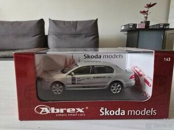 MODELY ABREX 1:43