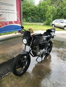 Honda cbf 125