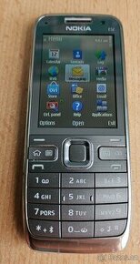 Nokia E52