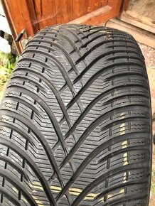 Zimní pneu 215/55R18