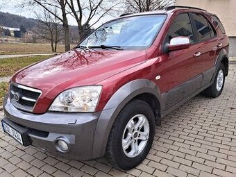 KIA SORENTO 2.5CRDi 4x4, KLIMA, MANUÁL, TAŽNÉ, ZIM.PNEU, ČR