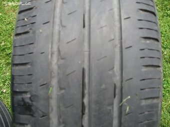 PRODÁM LETNÍ PNEU 205/65R16 C HANKOOK RA18 103H 2x