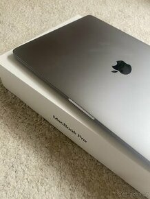 Apple MacBook Pro 13” 256GB SSD /8GB RAM /i5 /A1989 (2018)