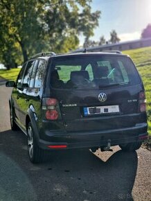 Volkswagen Touran CROSS 2.0 tdi 103kw