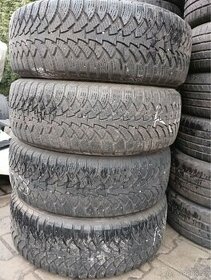 4ks zimní Nokian 245/45R18 100V XL