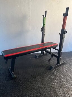 Nová bench press lavice