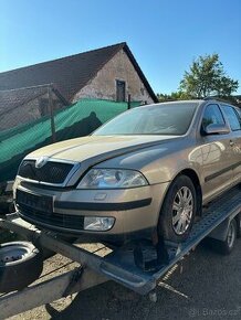 Škoda Octavia combi 2 díly - 1