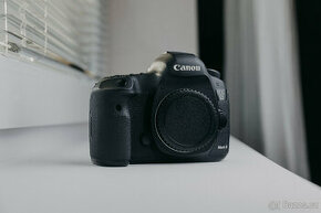 Canon eos 5D mk III - 1