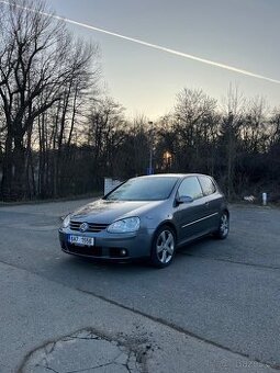 VW Golf 5