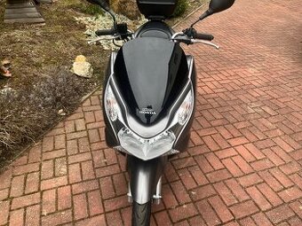 Prodám skutr HONDA PCX 125