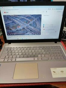 4-jádro 15,6"  ASUS (4 x 2,56Ghz),4gb,120gb SSD,HDMI,win 10, - 1