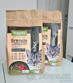 1,5kg Yoggies Cat "Basic" granule pro kočky