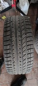 225/45R17 MOMO zimní pneu