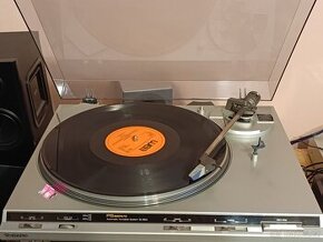 Gramofon Technics SL-BD3