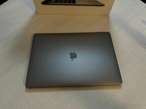 MacBook Pro 15” mid 2017, i7 3.1Ghz, 2TB SSD, Radeon 560 4GB