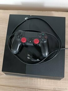 PS4 500 GB + stanice na nabíjení ovladačů - 1