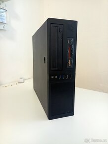 Počítač Ryzen 3 2200g am4 platforma