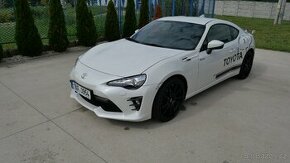 Toyota GT86 Subaru BRZ - 1