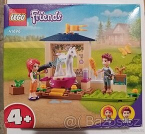 Lego Friends 41696 Čištění poníka ve stáji