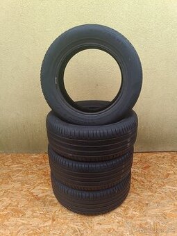 4ks letni 225/55/17 pirelli