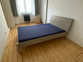 Postel IKEA Nyvoll 140