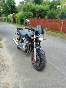 Yamaha xjr 1300 2002 spěchá