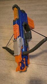 Nerf Elite kuše