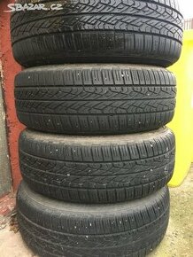 Pneu 225/60R17 - 1