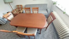 Masivní jídelní stůl + 6 židlí
