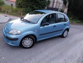 Citroën C3 1.1i 44kw 2005. Najeto jen 106xxxkmm hezký Stav