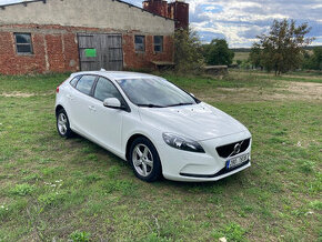 Volvo V40, 2.0 ,D2, nafta,88kW, Automat,nezávislé topení