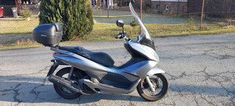 Prodám Hondu PCX 125 rok 2013 - 1