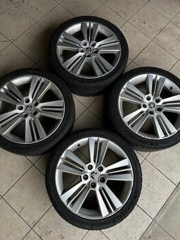 Orig. Škoda Pictoris 5x112 R18 225/40 R18