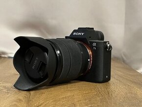 SONY A7 II + objektiv SONY FE 3.5 - 5.6 / 28 - 70