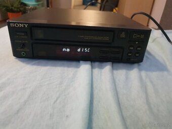 SONY CDP-S37 CD přehrávač r.89